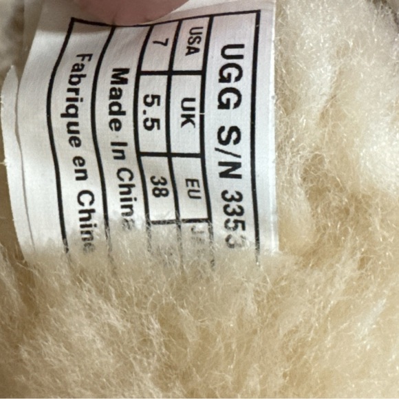 UGG Women's Classic Short Sequin Boots - Picture 6 of 7